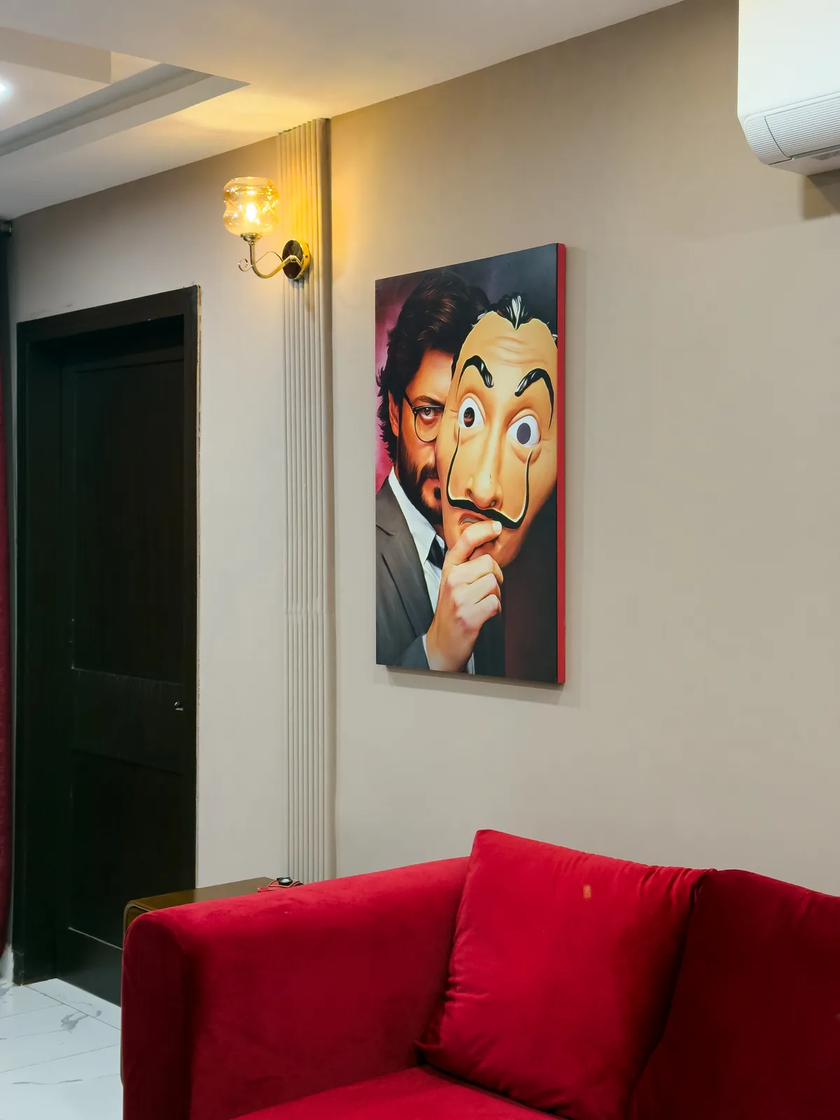 Money Heist Suite photo 7