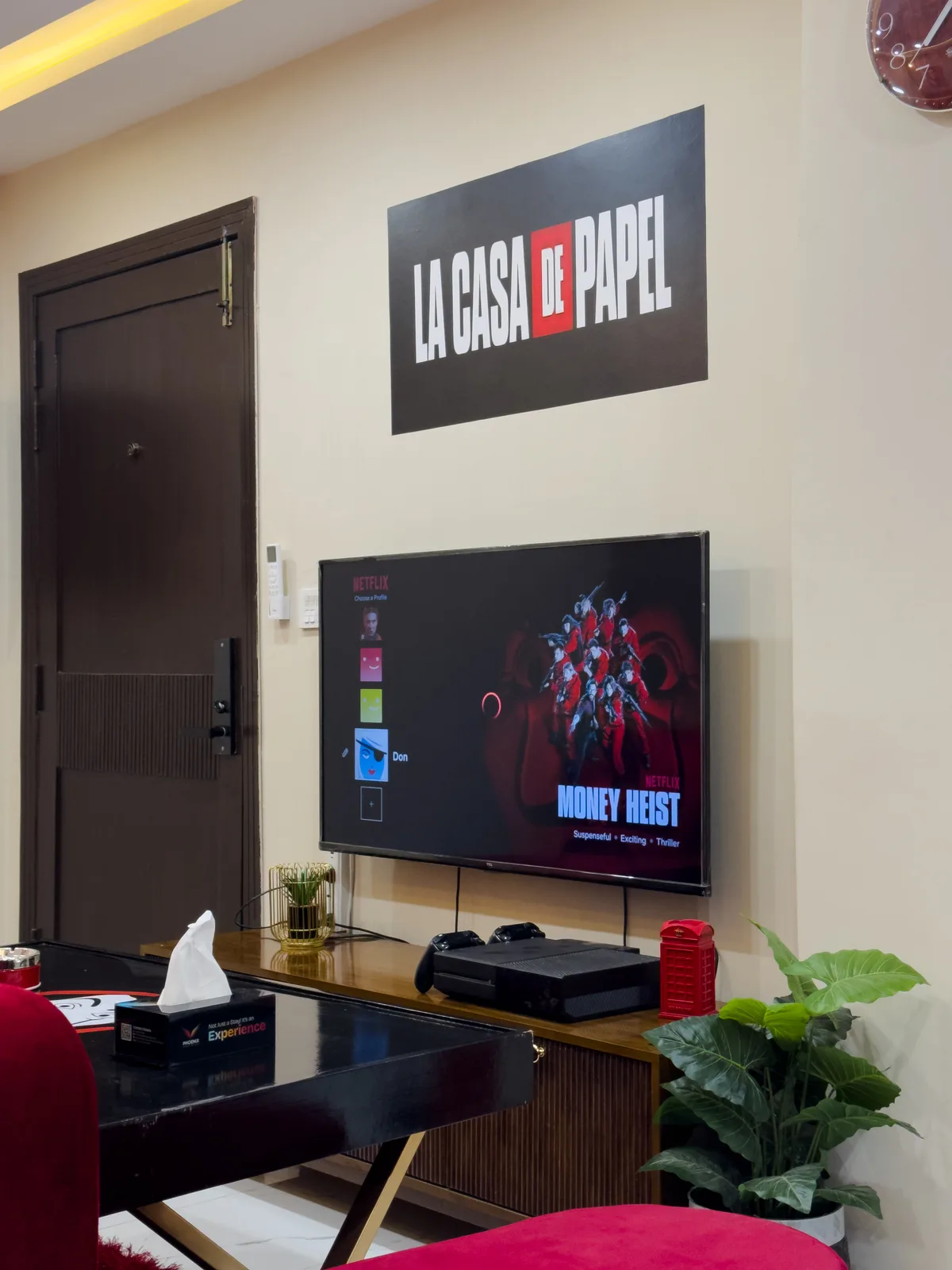 Money Heist Suite photo 11